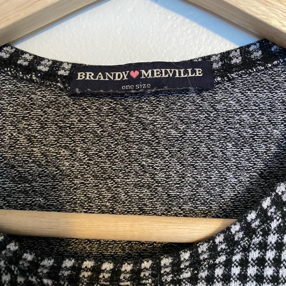Brandy Melville black and white checkered tshirt - Picture 2 of 3